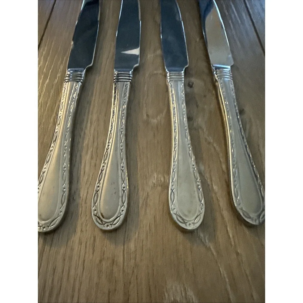4 PCs Oneida MERLOT Dinner Knives Stainless 18/10‎ Flatware Vietnam *read
